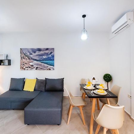 Ruellia Luxury Apartments Kalligoni Bagian luar foto