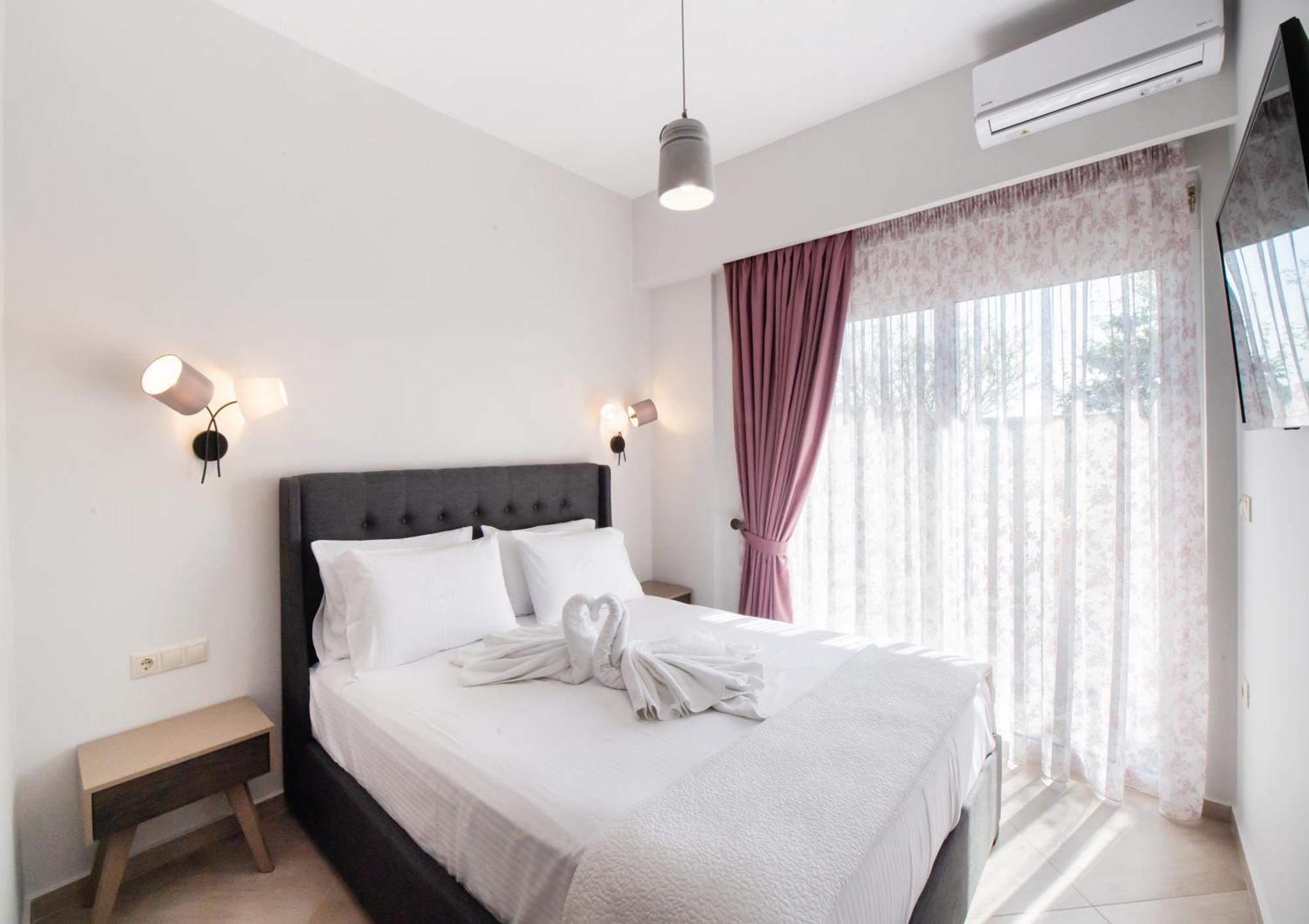 Ruellia Luxury Apartments Kalligoni Bagian luar foto