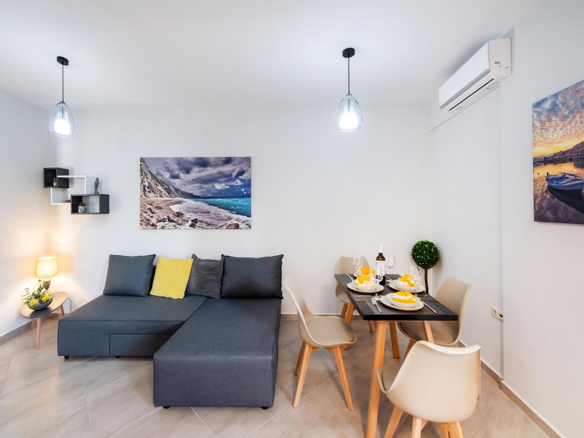 Ruellia Luxury Apartments Kalligoni Bagian luar foto