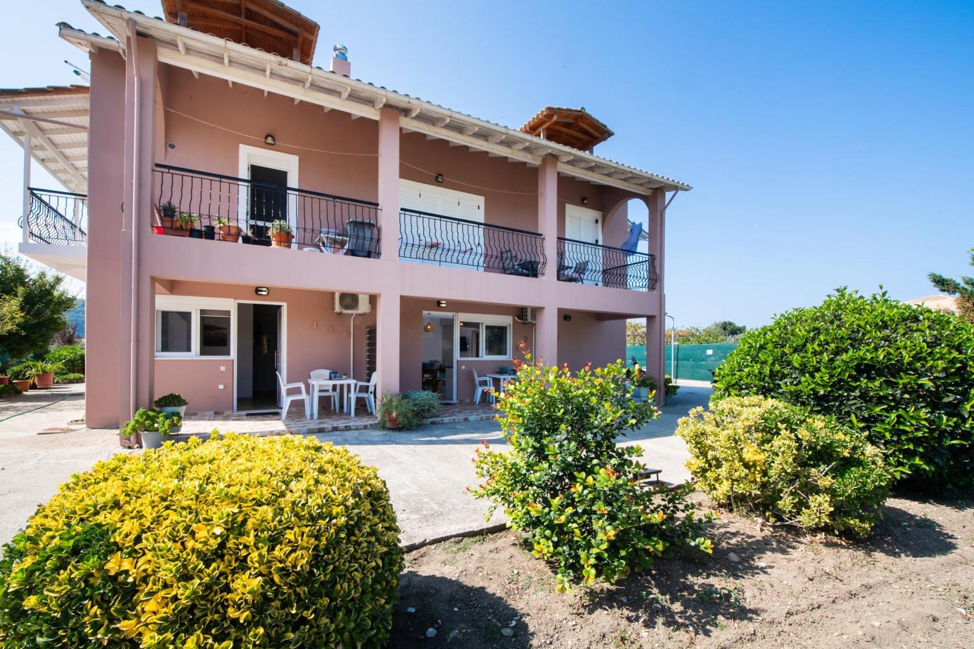 Ruellia Luxury Apartments Kalligoni Bagian luar foto