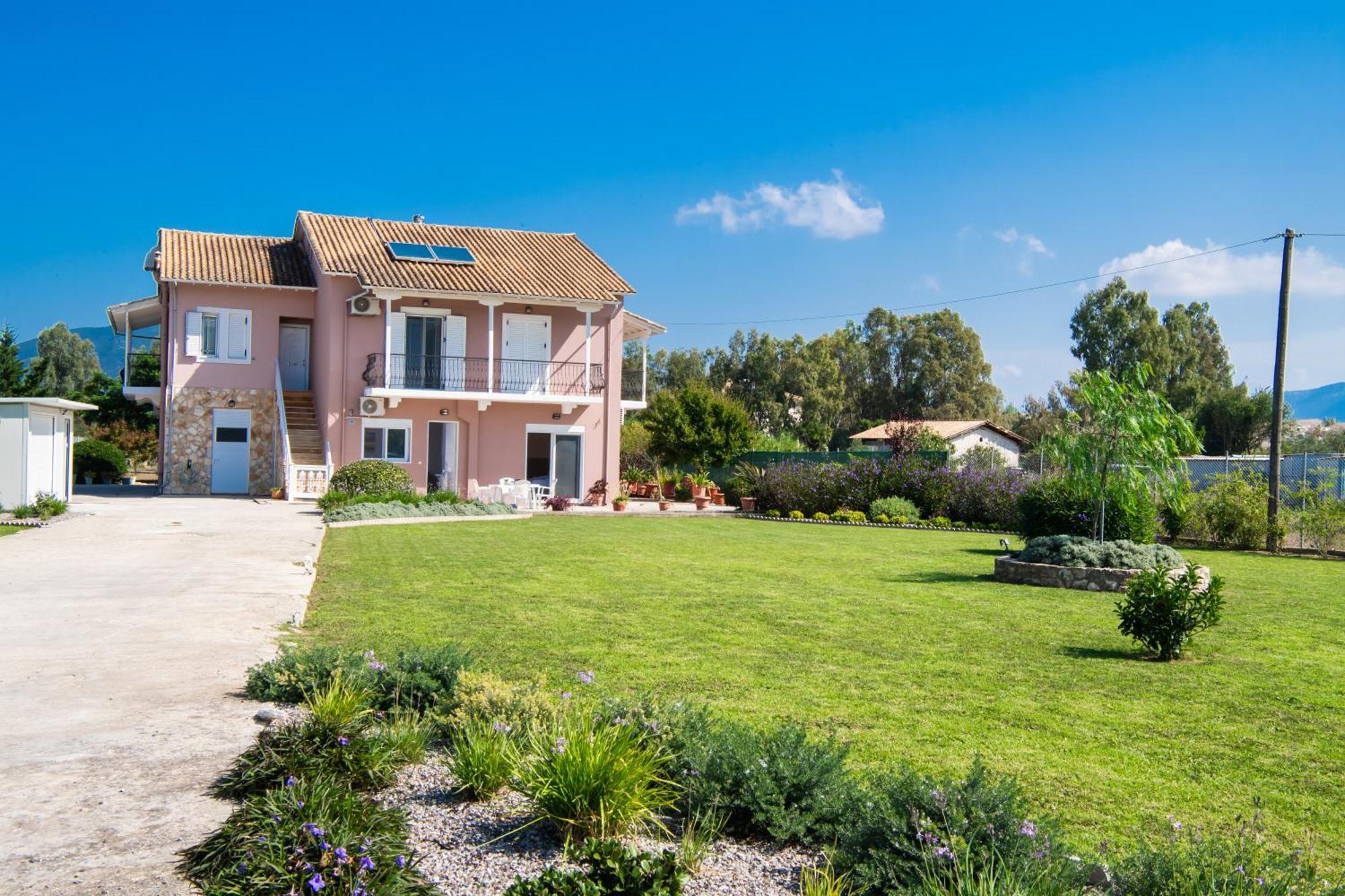 Ruellia Luxury Apartments Kalligoni Bagian luar foto